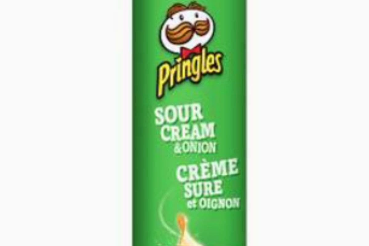 Pringles - Sour Cream and Onion (68 g)