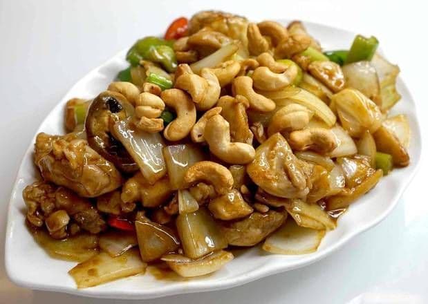410. Chicken with Cashew Nut