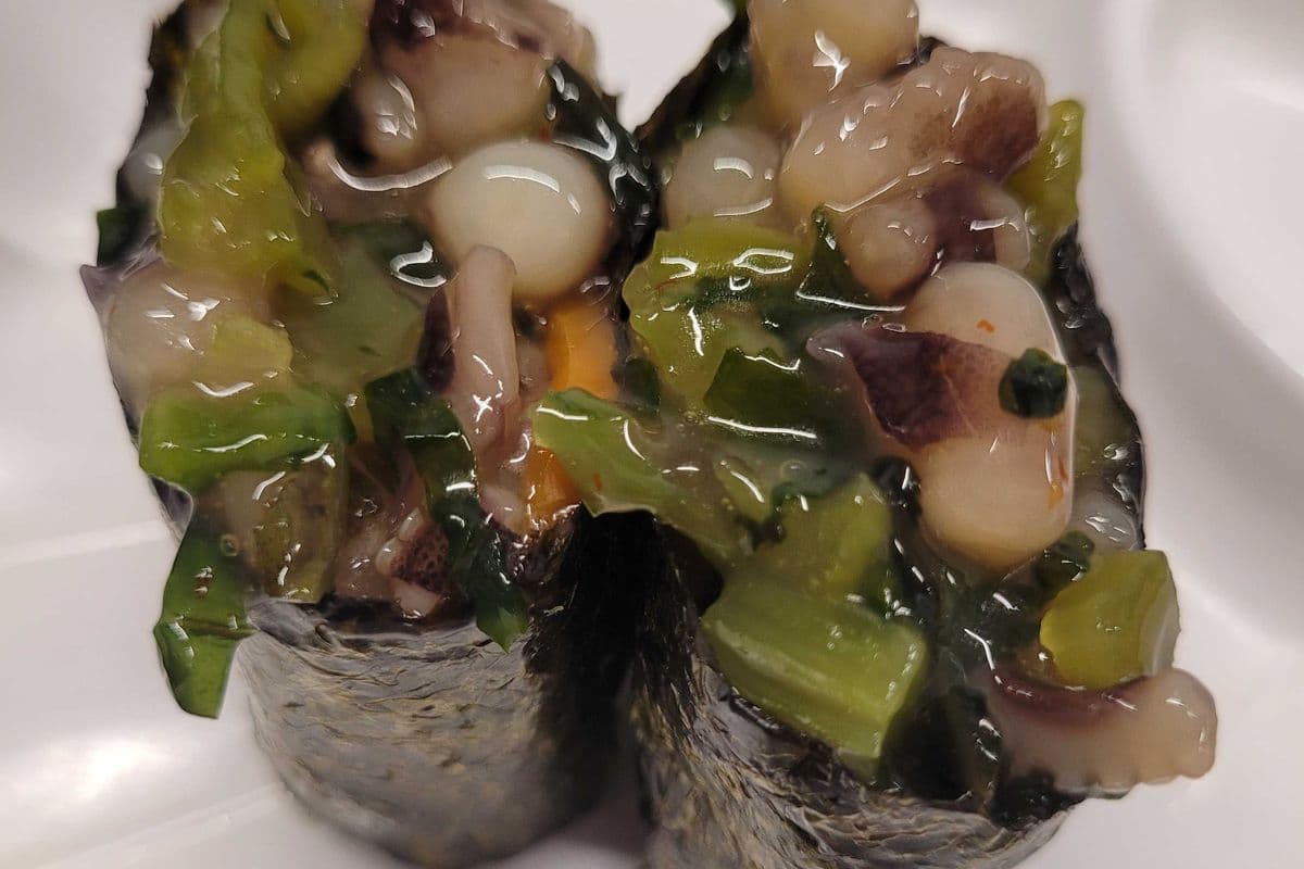 C20. Wasabi flavor Octopus sushi 2pcs