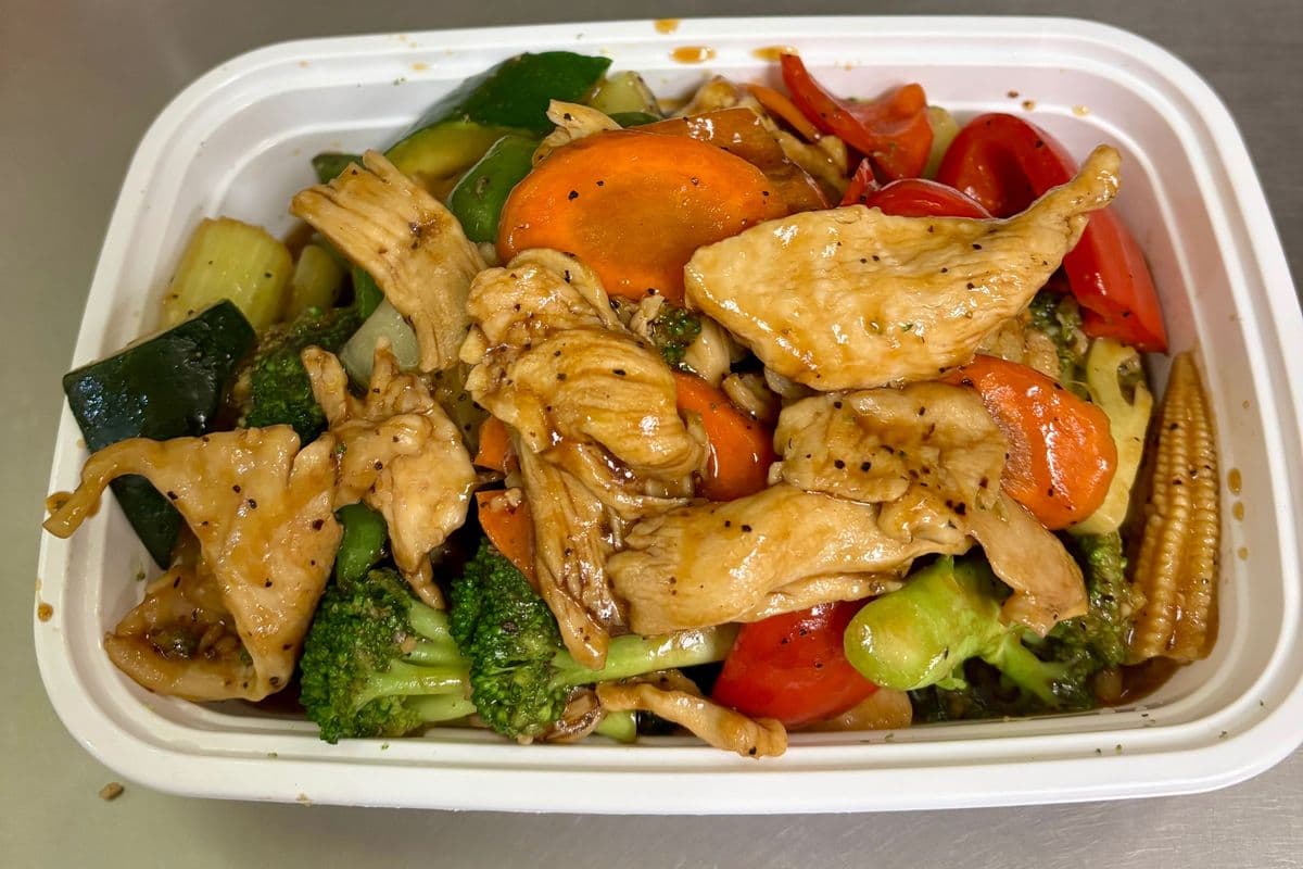C13. Chicken with Black Pepper Sauce