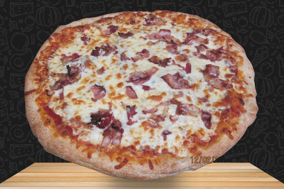 Large Canadian Pizza