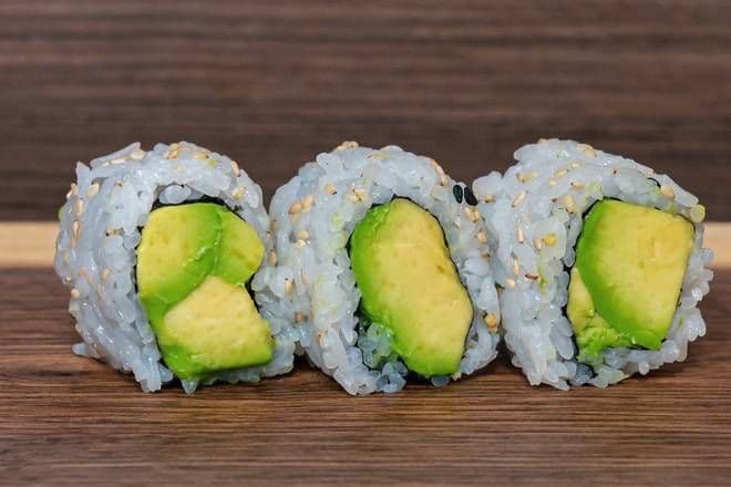 Avocado Roll (6 pcs)