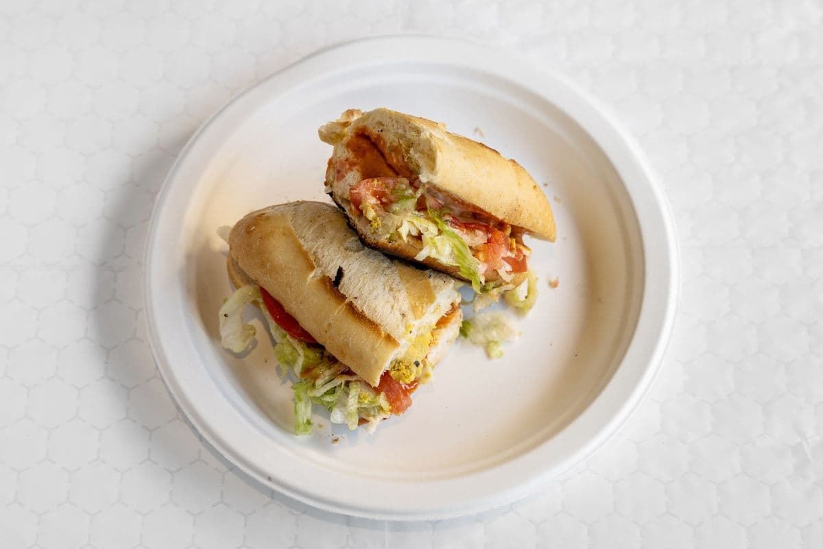 Panini fameux au poulet épicé / Famous Spicy Chicken Panini