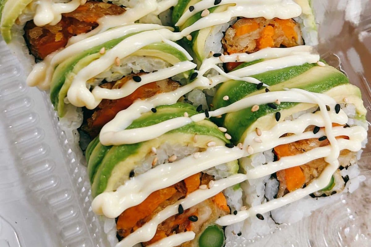 123. Vegetable Dragon Roll
