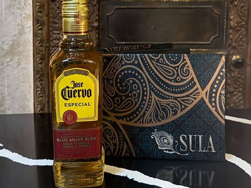 Jose Cuervo Gold Tequila (375 ml) (40% ABV)