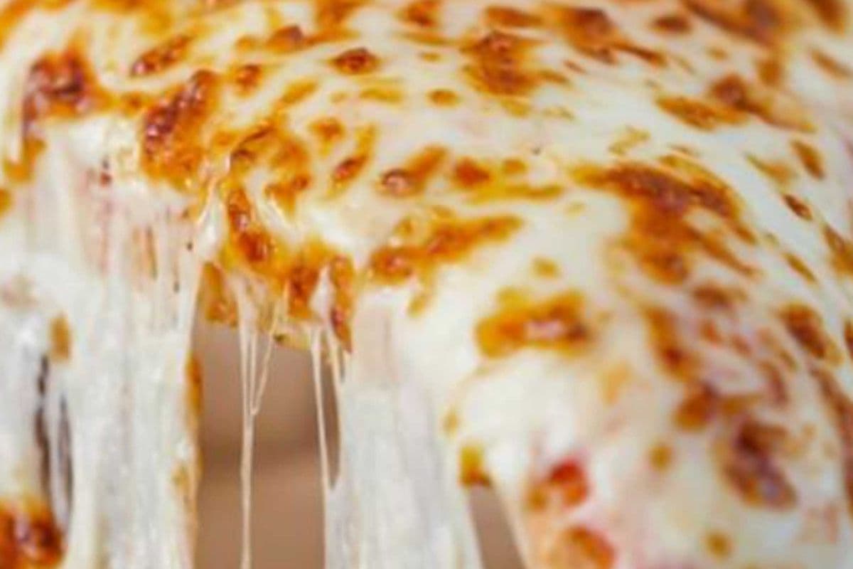 Medium Cheese Pizza