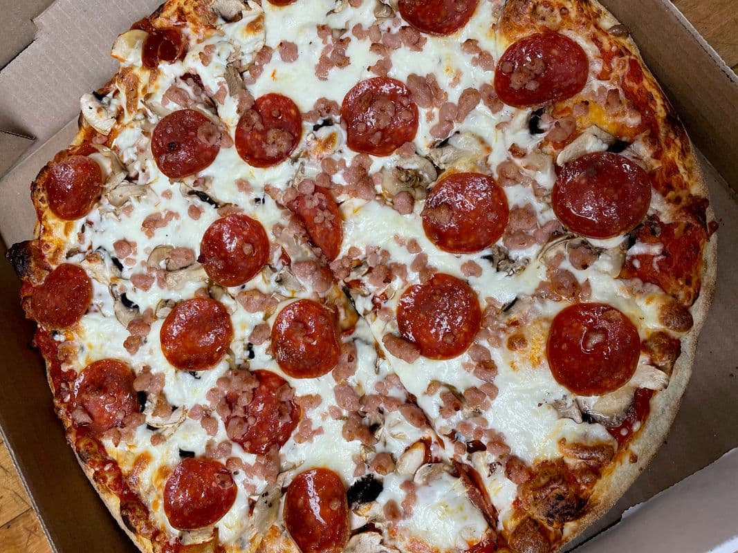 The Canadian Pizza