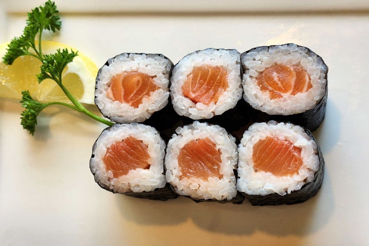 Salmon Maki