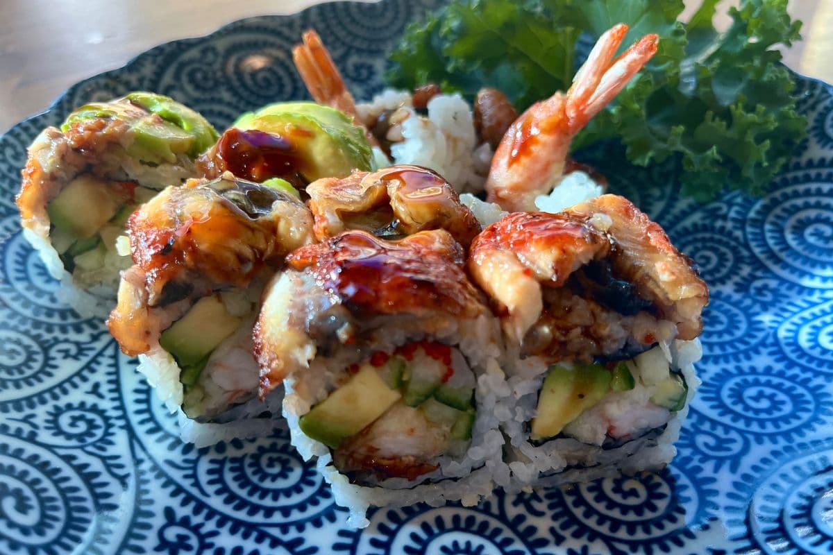 149. Black Dragon Roll (8 pcs)