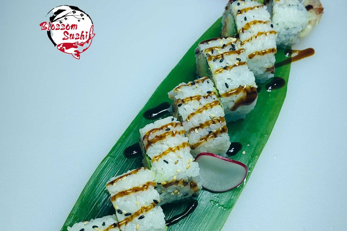 Dynamite Roll (8 pcs)