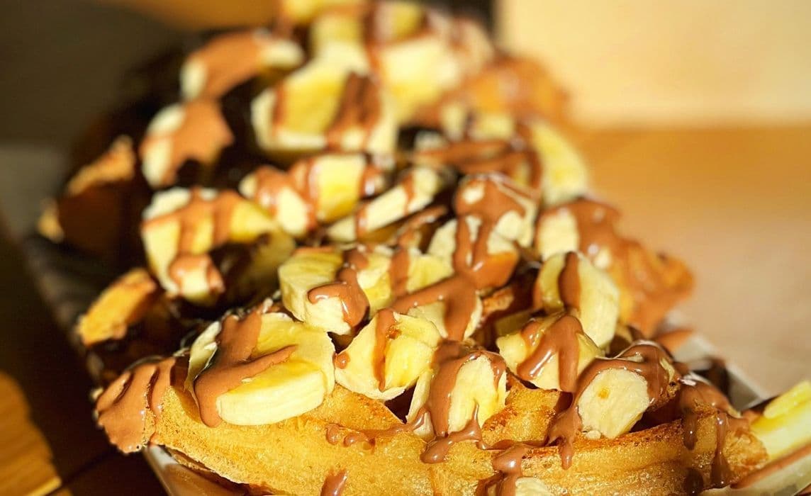 Nutella Banana Waffle (Serves 1)