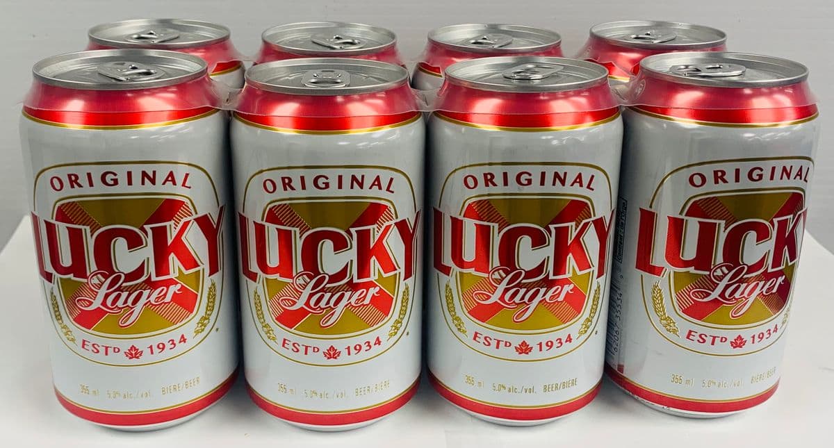Lucky Lager (8 x 355 ml Cans)
