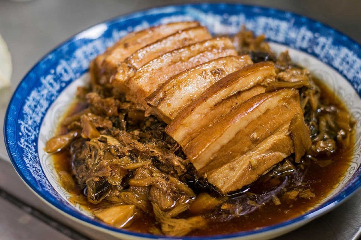 (New) Braised Pork Belly with Preserved Vegetable on Rice 梅菜扣肉飯