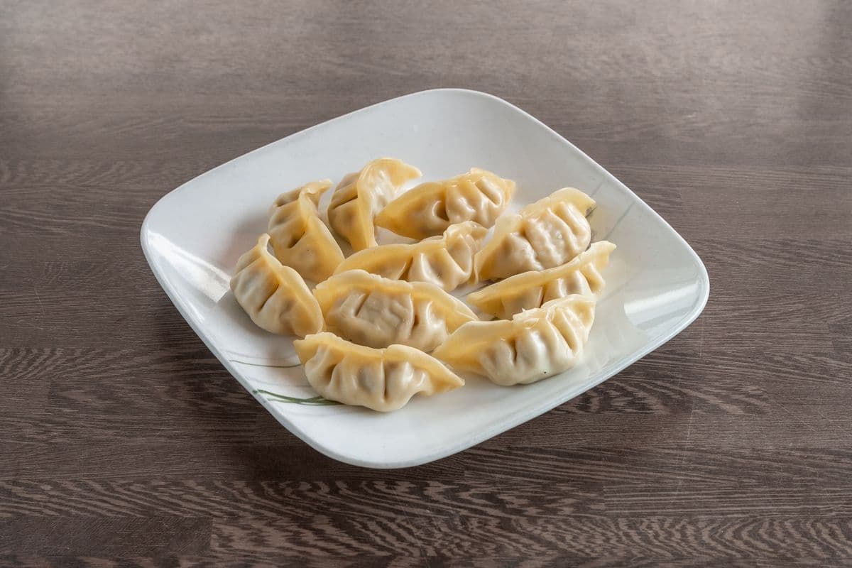 10. Steamed Beef Dumplings (10 pcs)