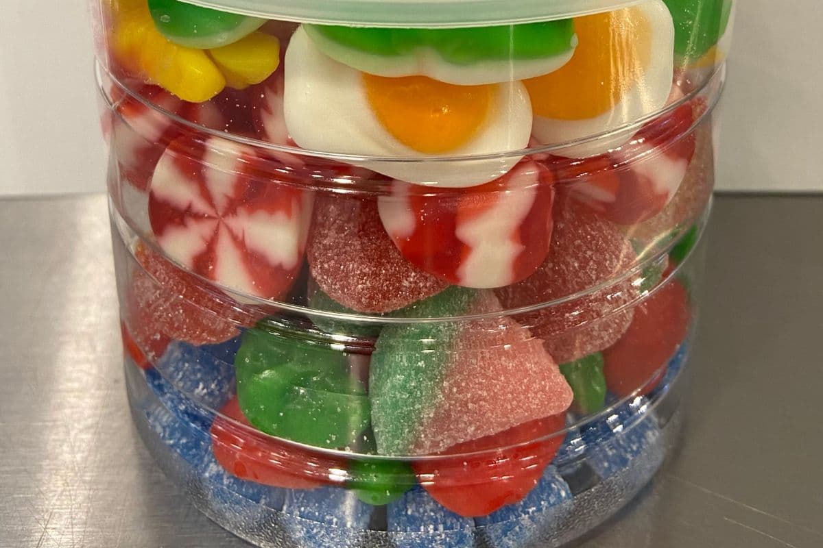 Contenant de gelées sucrées et surettes 600 g / Container of Sweet and Sour Jellies 600 g