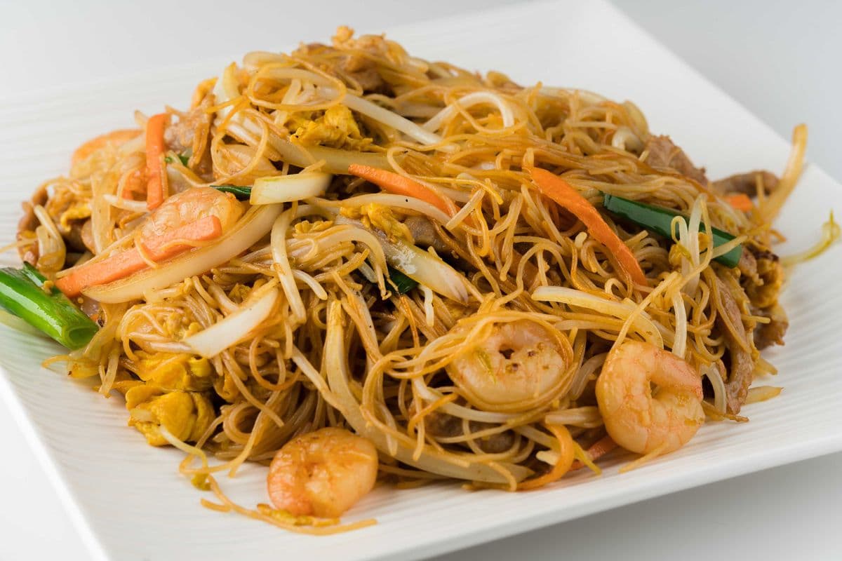 126. Homestyle Vermicelli (Pork and Shrimp)