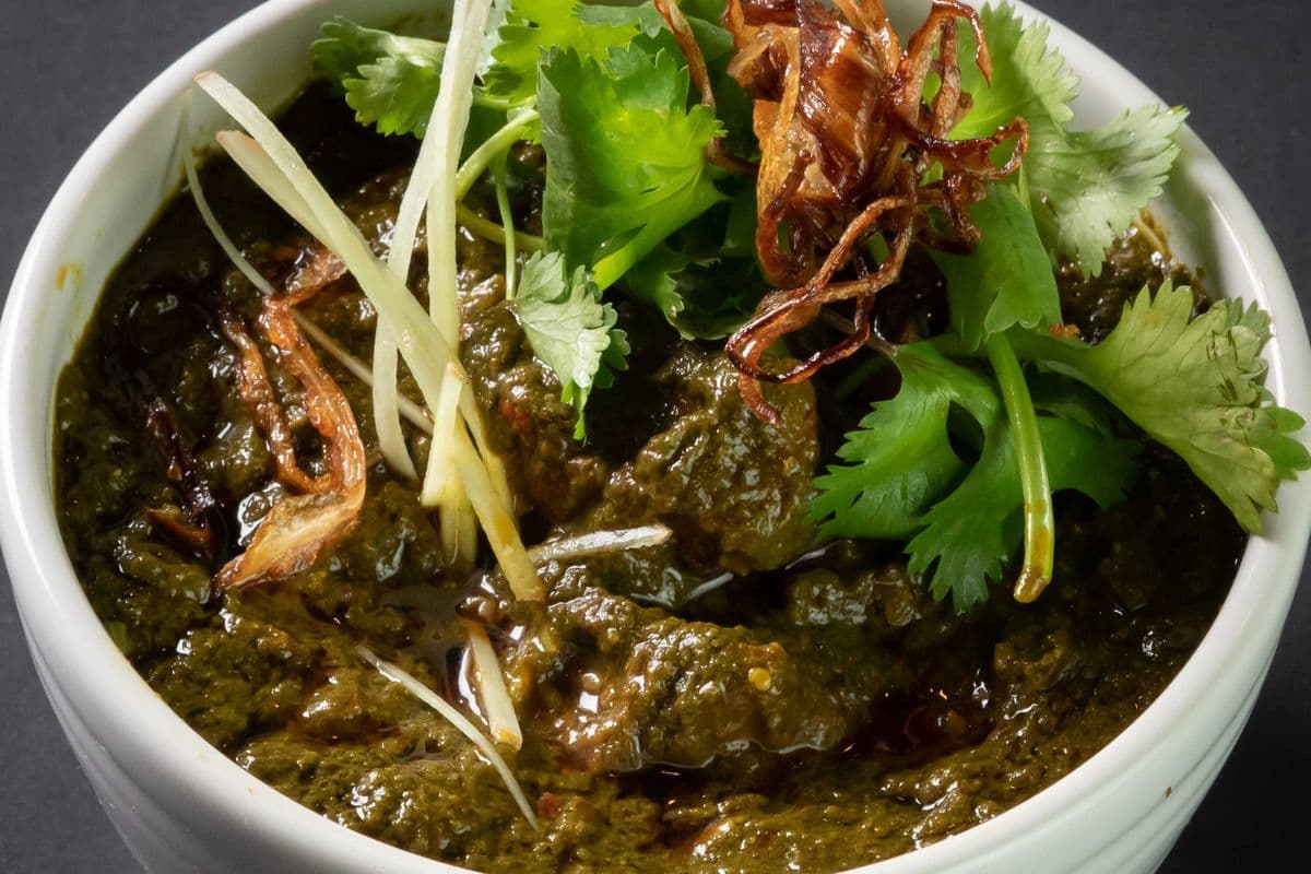 Saag Goat
