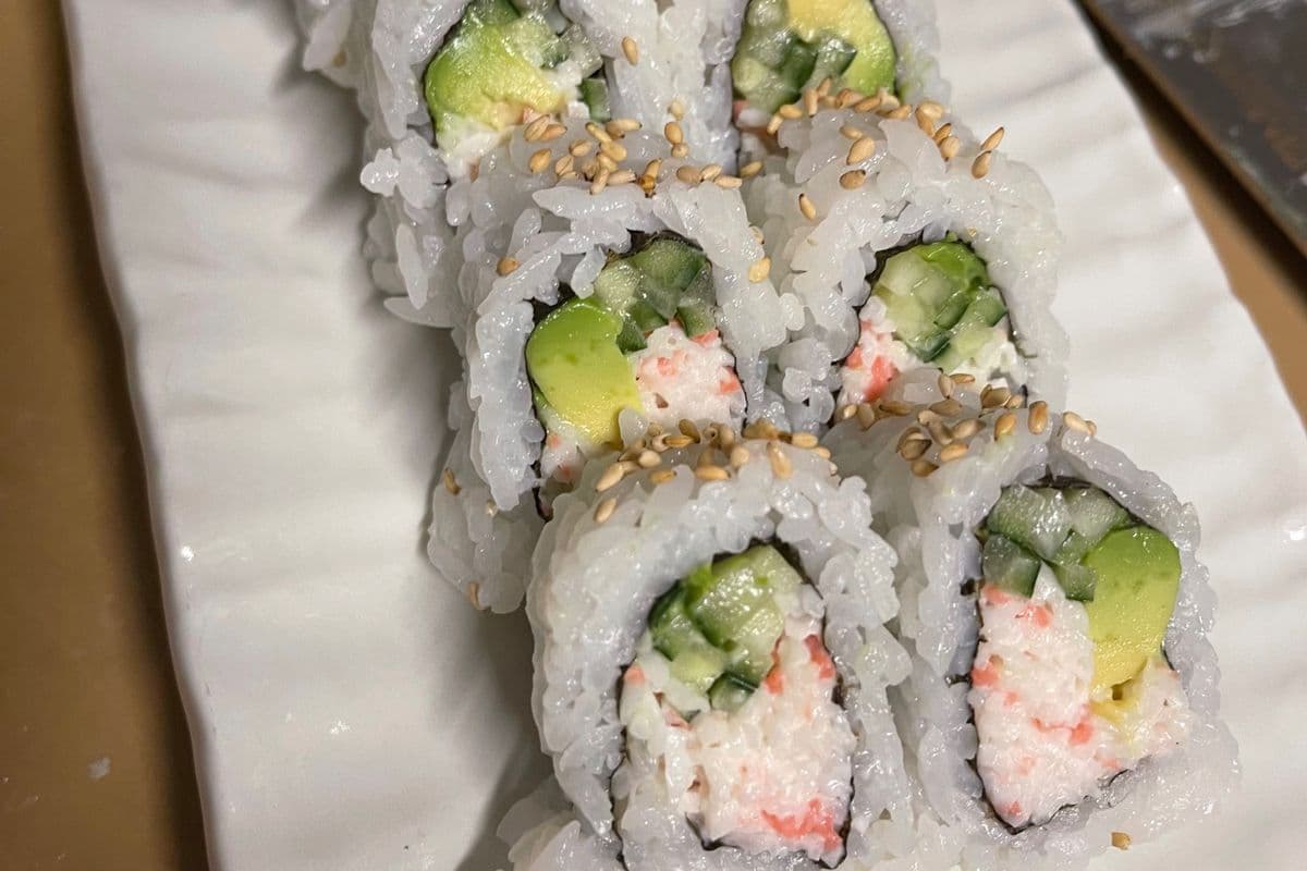 S13. California Roll (8 pcs)