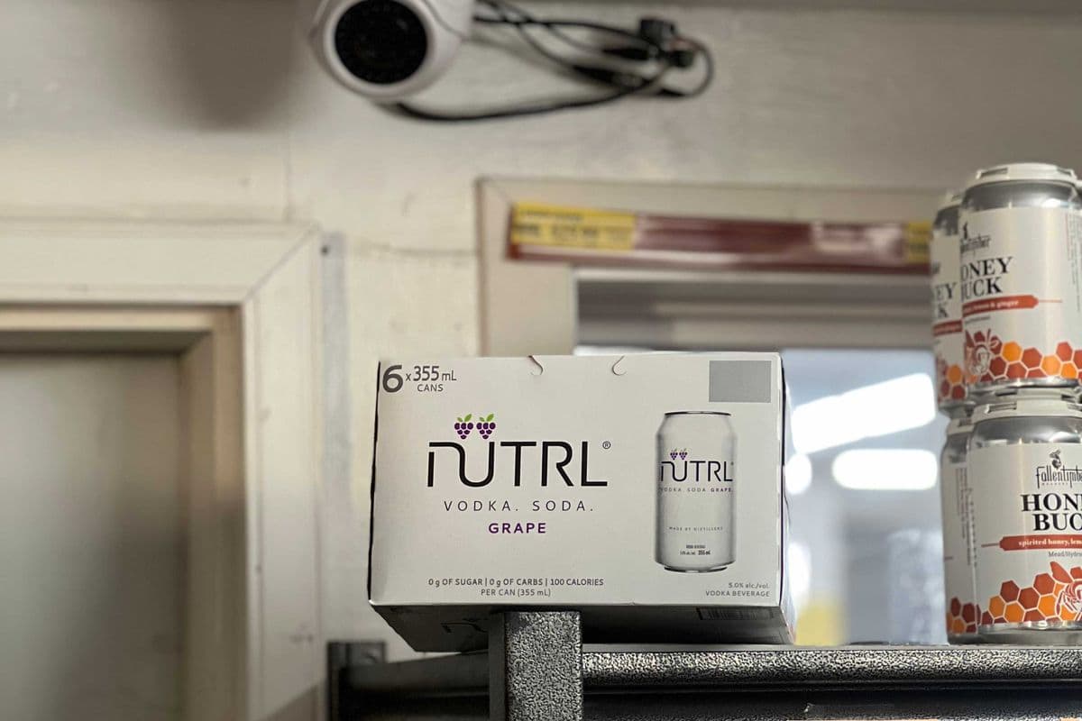 Nutrl Vodka Grape (6 Pack) (1 x 6 PK)