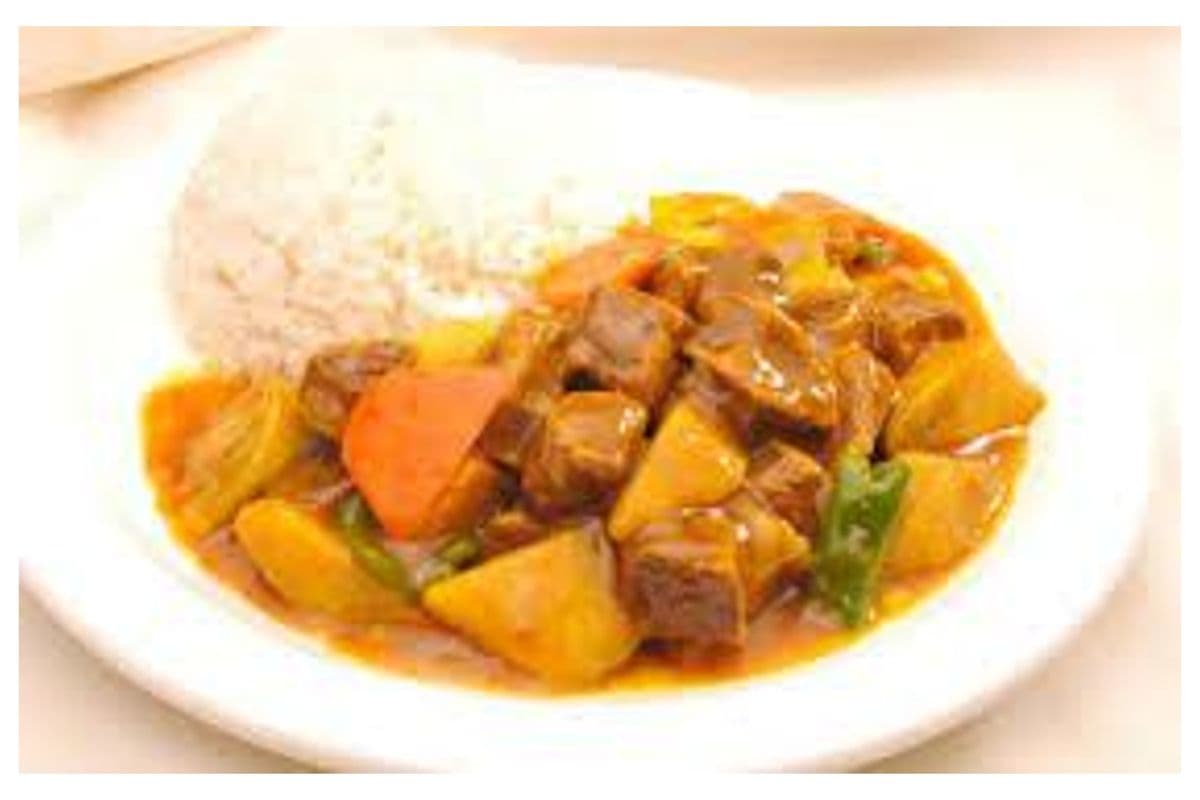 Curry Beef Rice 咖喱牛肉饭