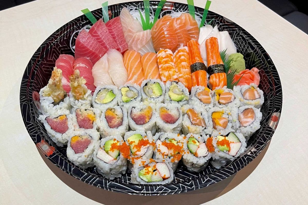 A. Regular Party Tray (45 pcs)