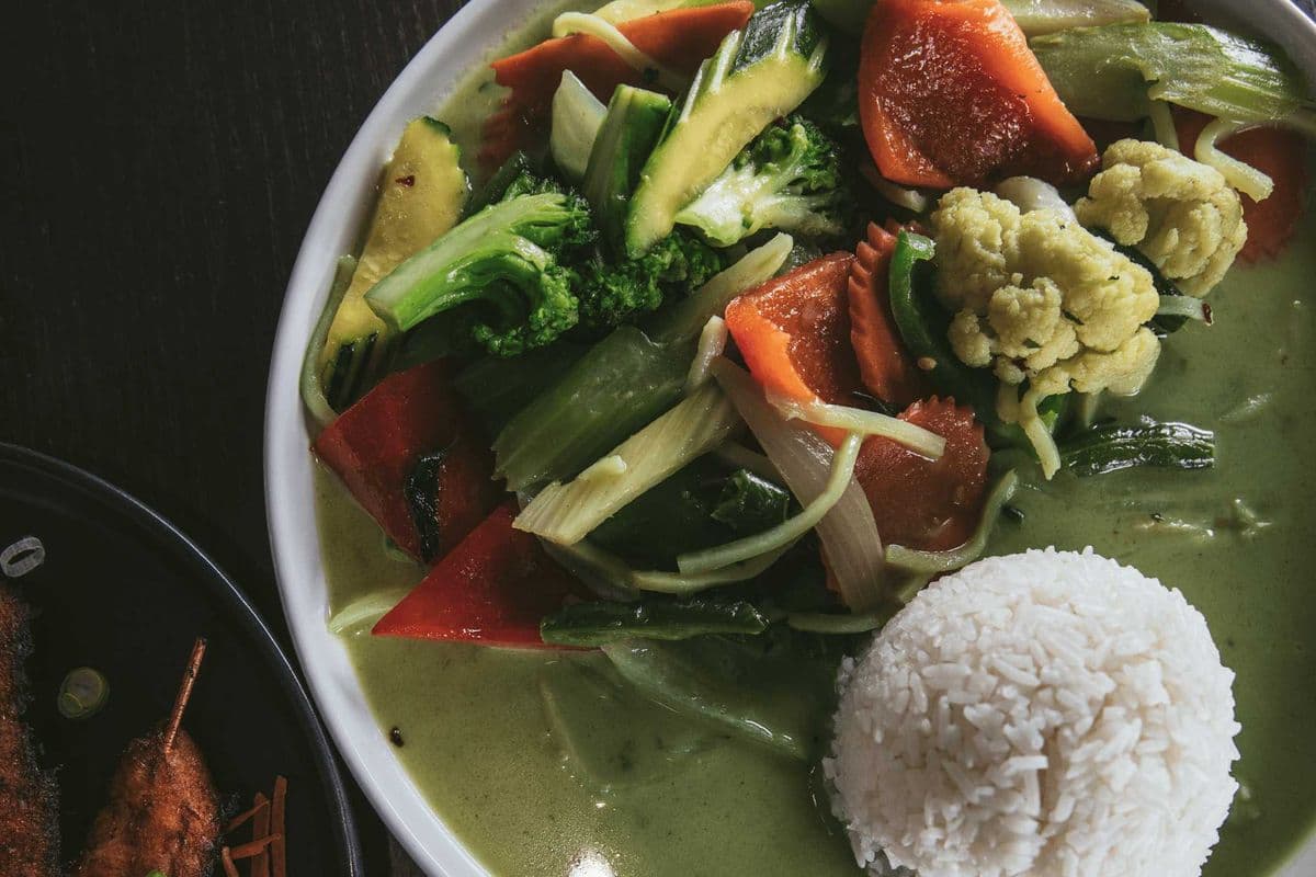 Pad Keow Waan Green Curry