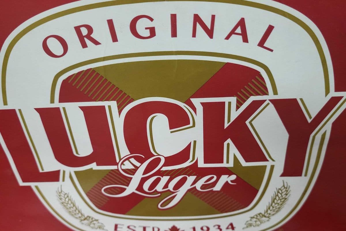 Lucky Lager (24 x 355ml)