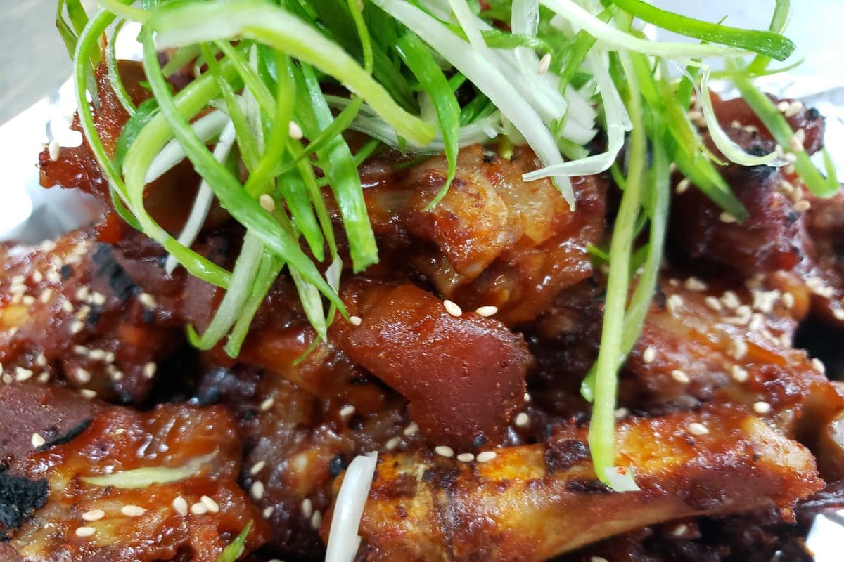 D7. Spicy Pig Trotters