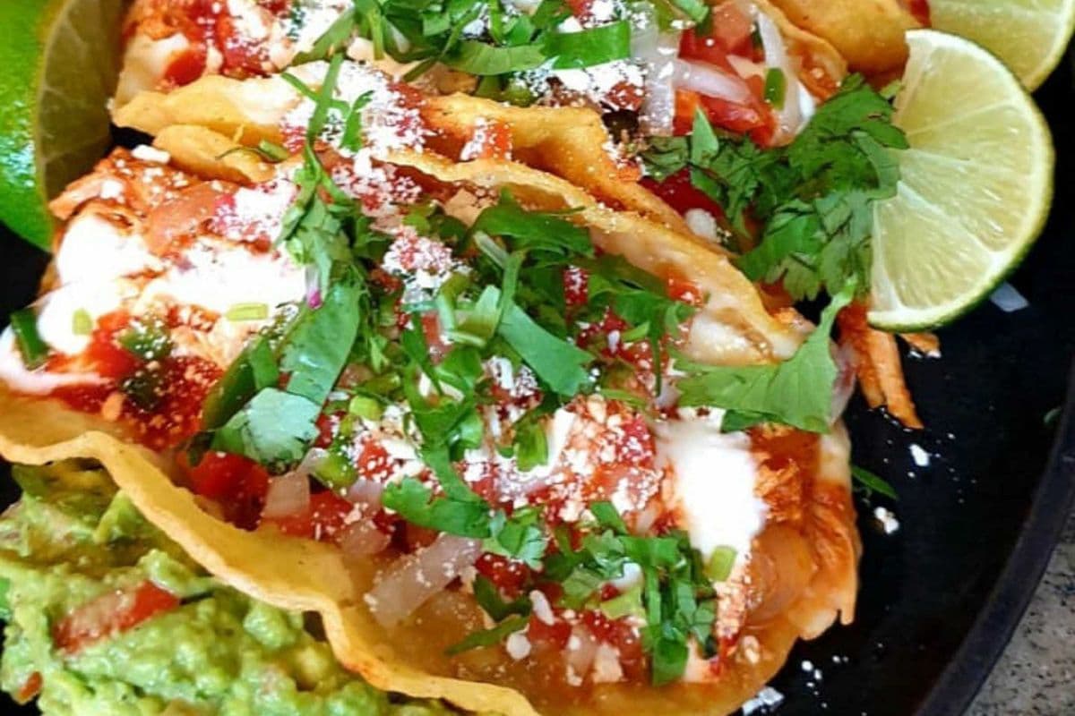 (3) Chicken Tinga