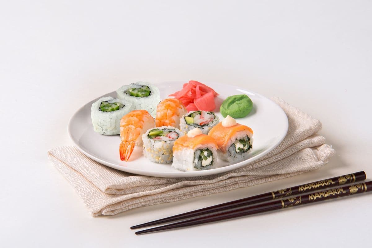5. Sushi Sampler (8 pcs)