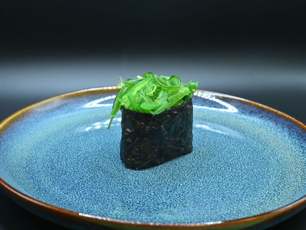 Seaweed Salad (1 Pc)