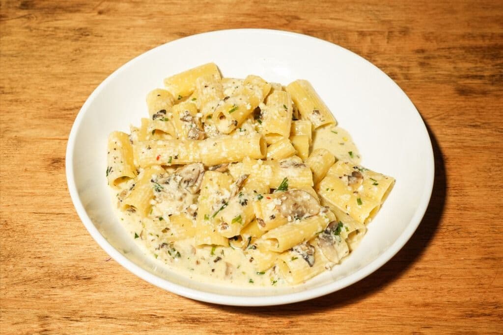 Rigatoni Alla Carbonara / Roman Classic Carbonara