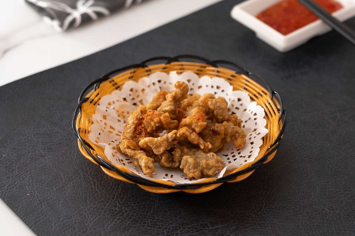 Fried Crispy Pork 現炸五香小酥肉