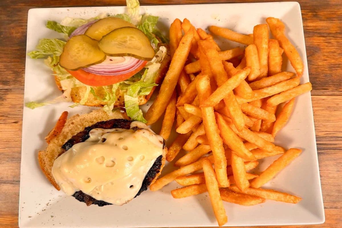 Beyond Vegetable Burger (8 oz)