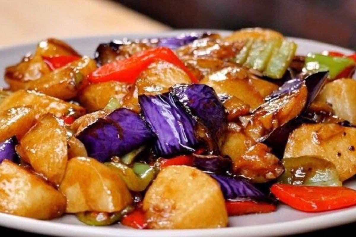 Fried Potato, Green Pepper, and Eggplant (地三鲜)