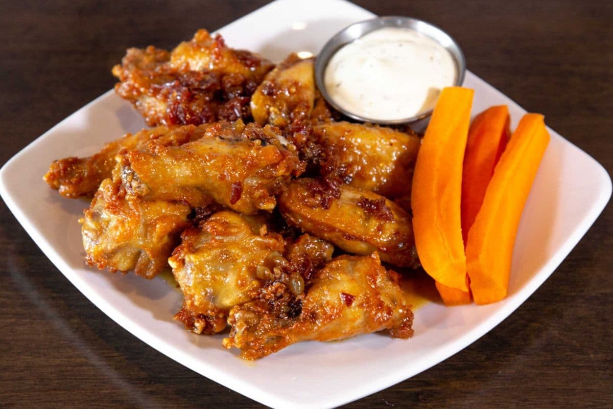 80 Wings Around the World