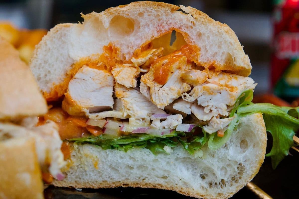 Sandwich au poulet / Chicken Sandwich