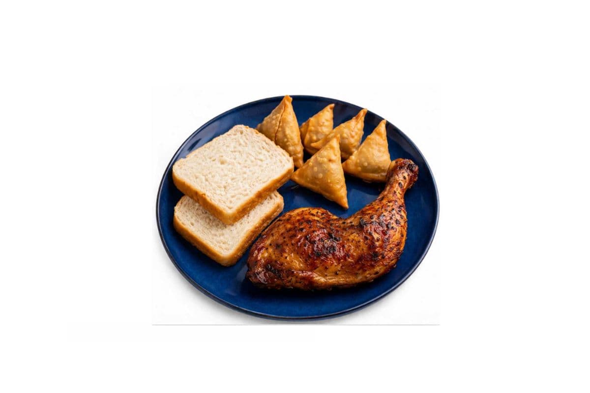 B.B.Q Chicken with Five Samosa and Bread