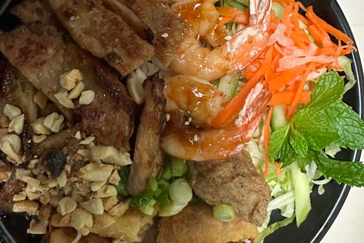 21.Five Colors Vermicelli Bowl