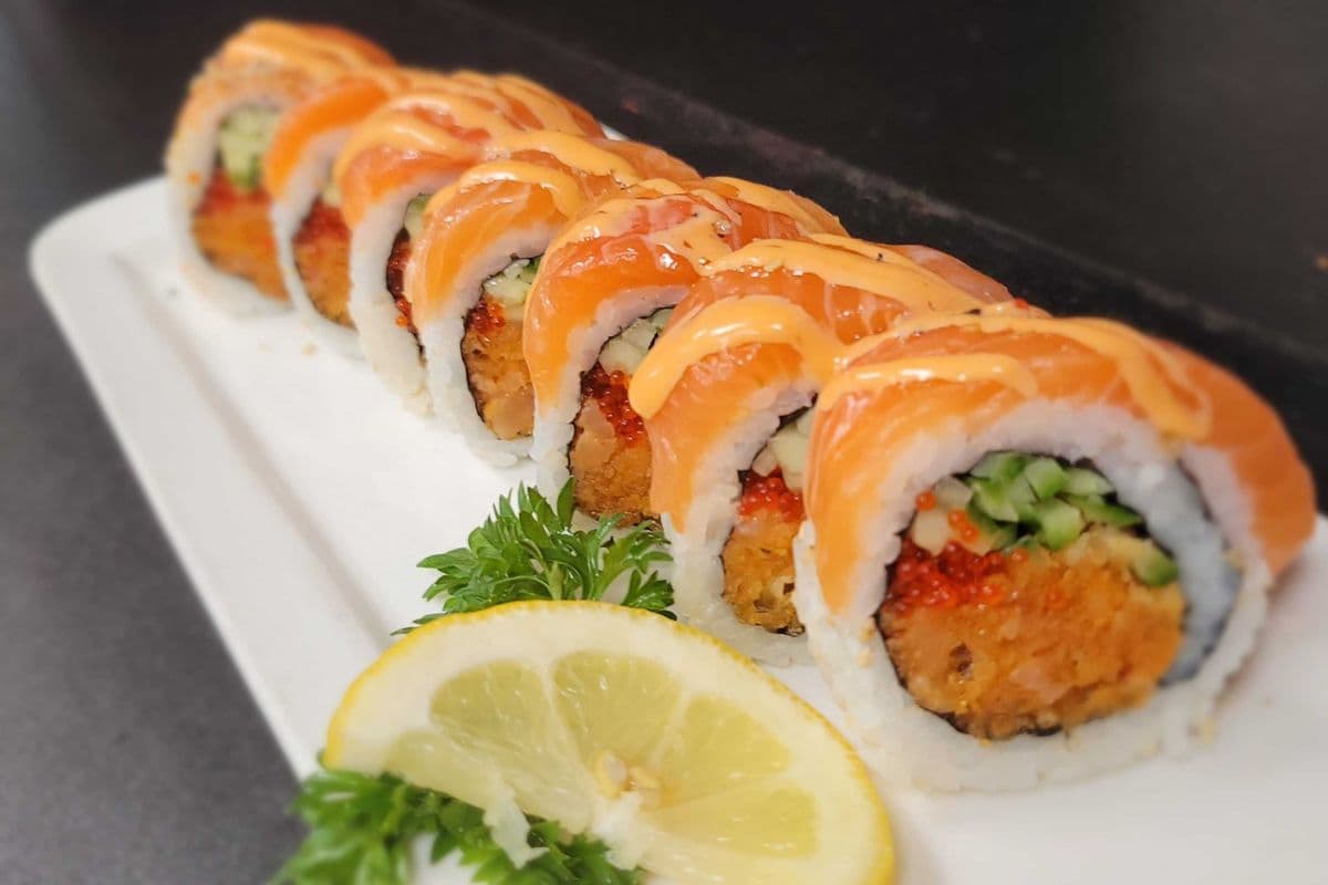 RR31 Salmon Holic Roll