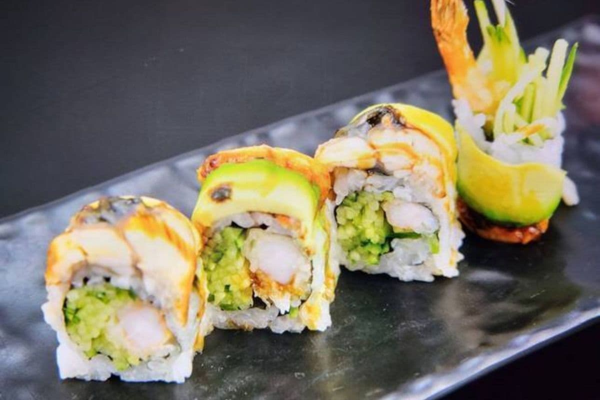 Black Dragon Maki (8pcs)