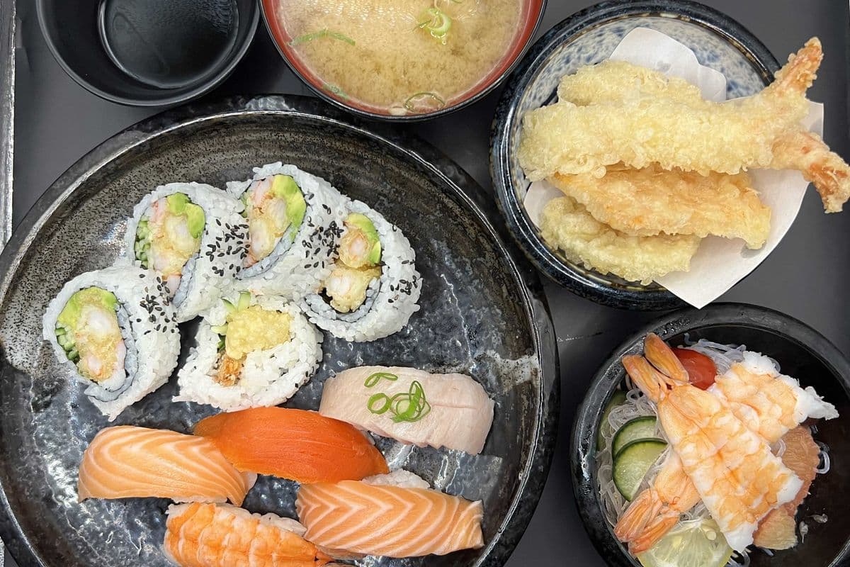 Sushi Dinner Combo