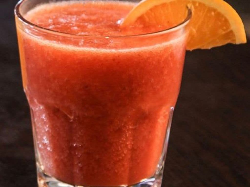 Strawberry/Banana/Orange Juice*