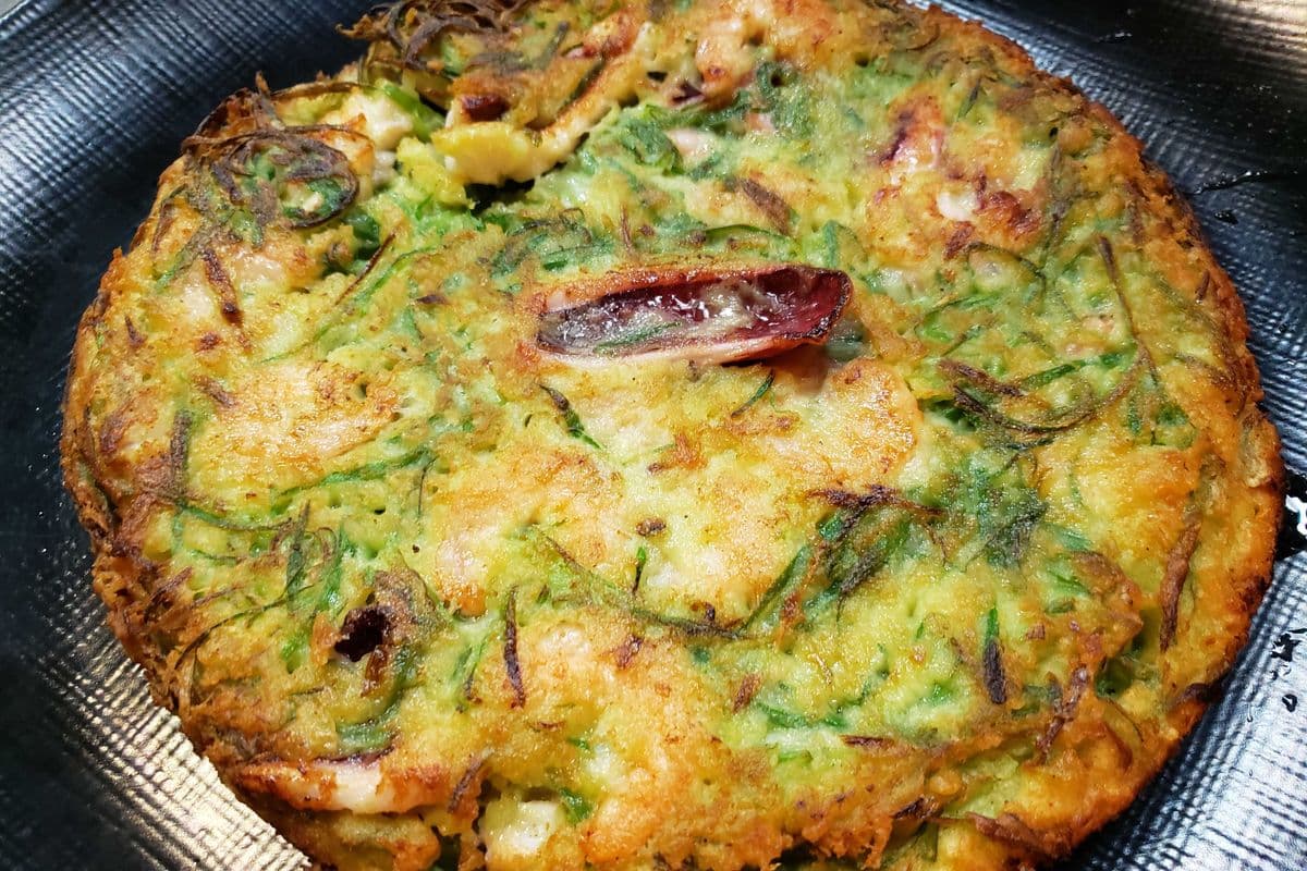 D3. Green Onion Pancake (Seafood)