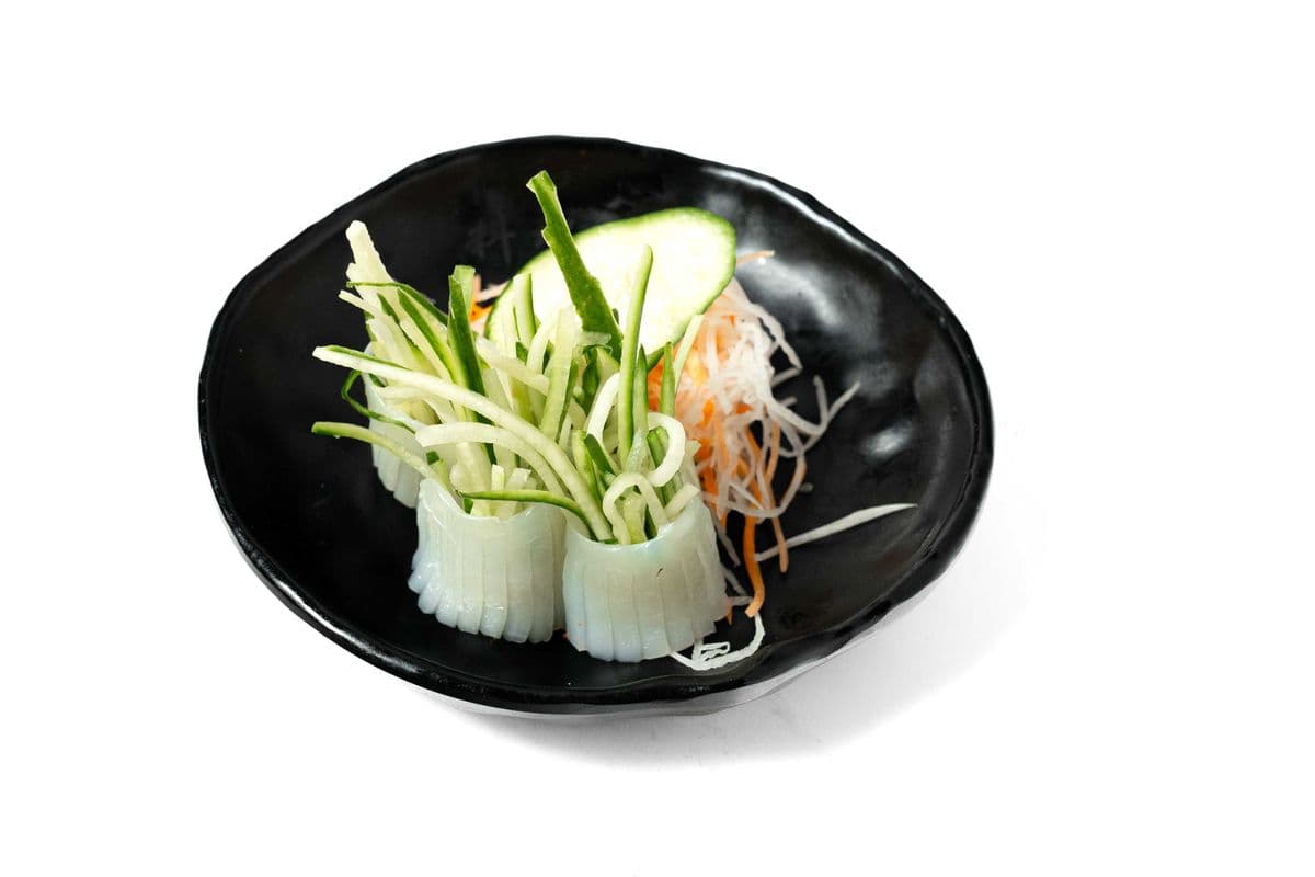 Squid Sashimi (4 pcs)