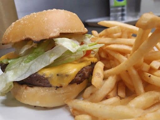 Enfant burger / Cheeseburger
