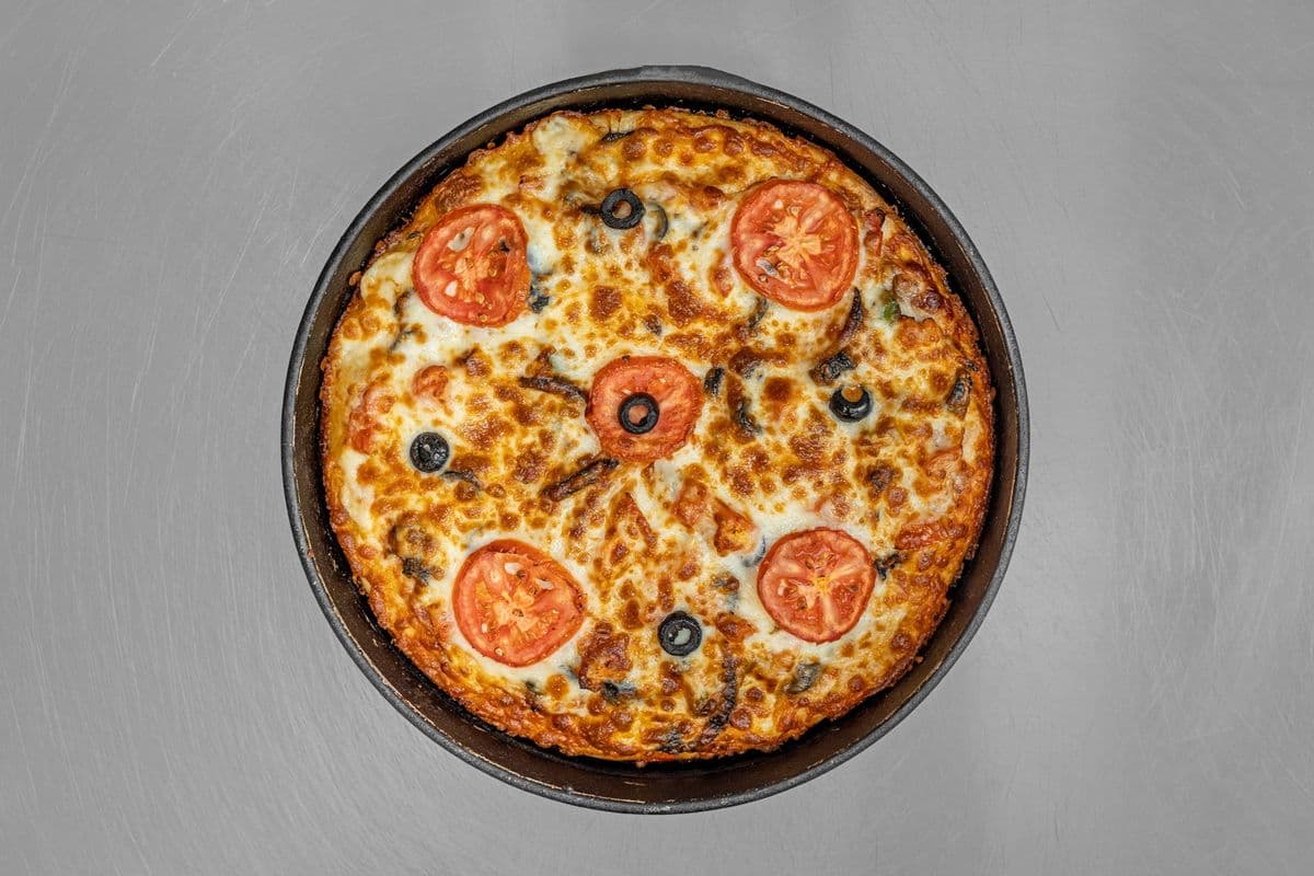13" Large Garden Party Pizza
