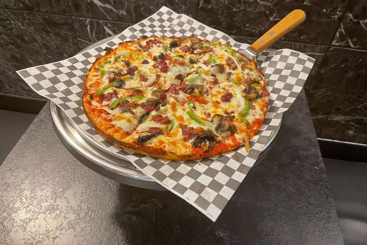 10" Aladin's Pizza