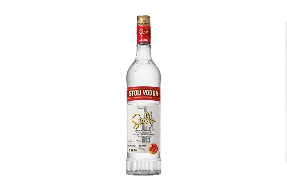 Stolichnaya Vodka (750 ml) (1 x 750ML)