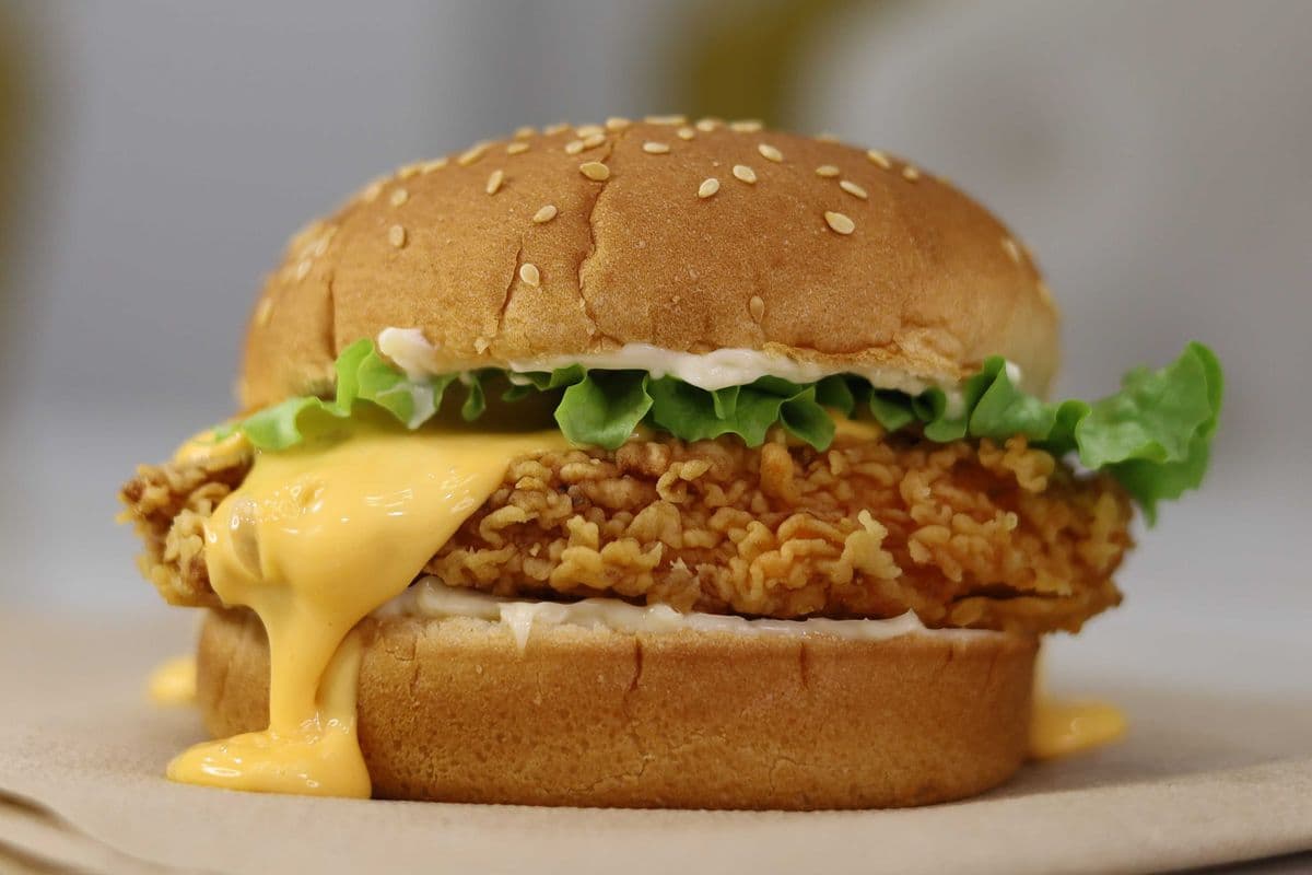 Cheesy Chicken Sandwich Combo